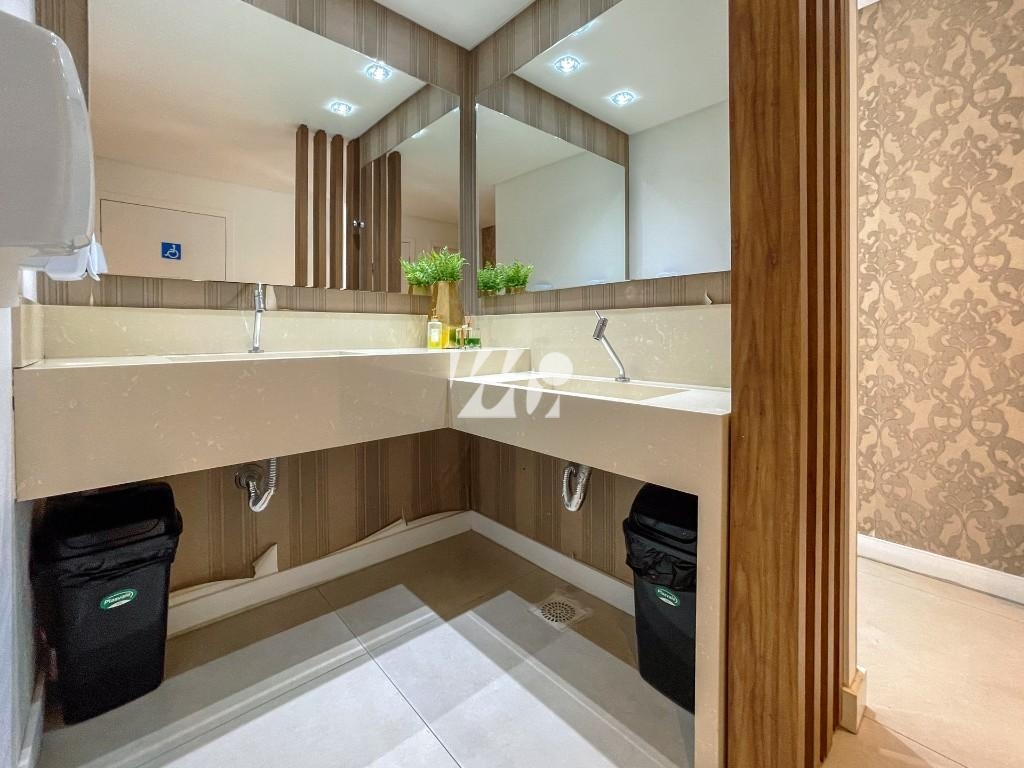 Casa em Pedra Branca, Palhoça. 4 quartos, 300m². Imagem 2 de 29